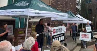 LGW Turns In Over 511,000 Petition Signatures to Repeal Democrats' Unconstitutional State Income Tax