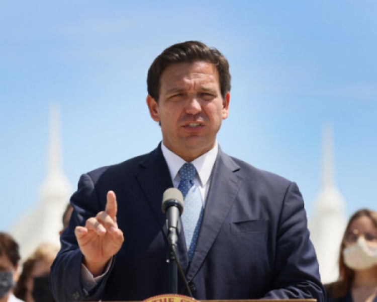 Florida Gov. DeSantis Suspends Local COVID-19 Emergency Orders, Bans Vaccine Passports
