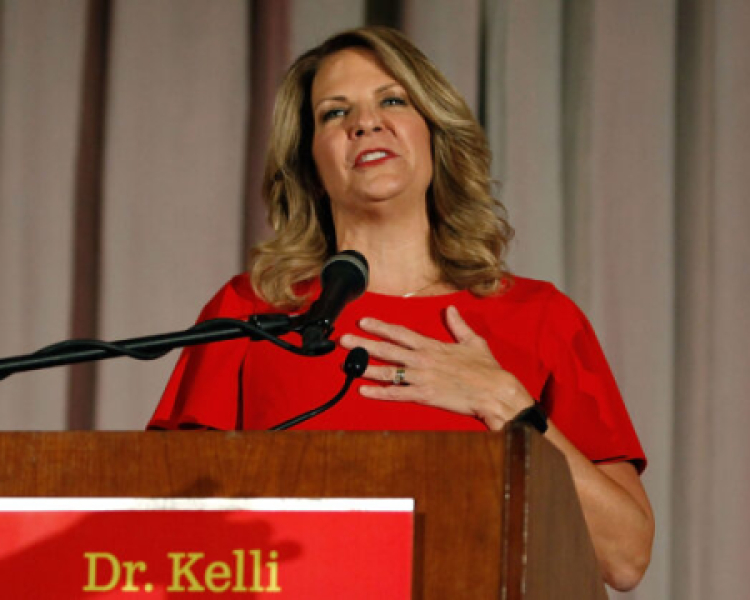 Ward Reelected as Arizona GOP Chairwoman After Trump Endorsement